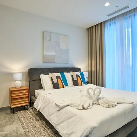 Elegant One Bedroom With A Stunning Seaview * St. Julian's