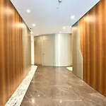 Apartment Elegant One-bedroom With Sea Views