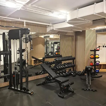 Elegant One Bedroom With A Stunning Seaview